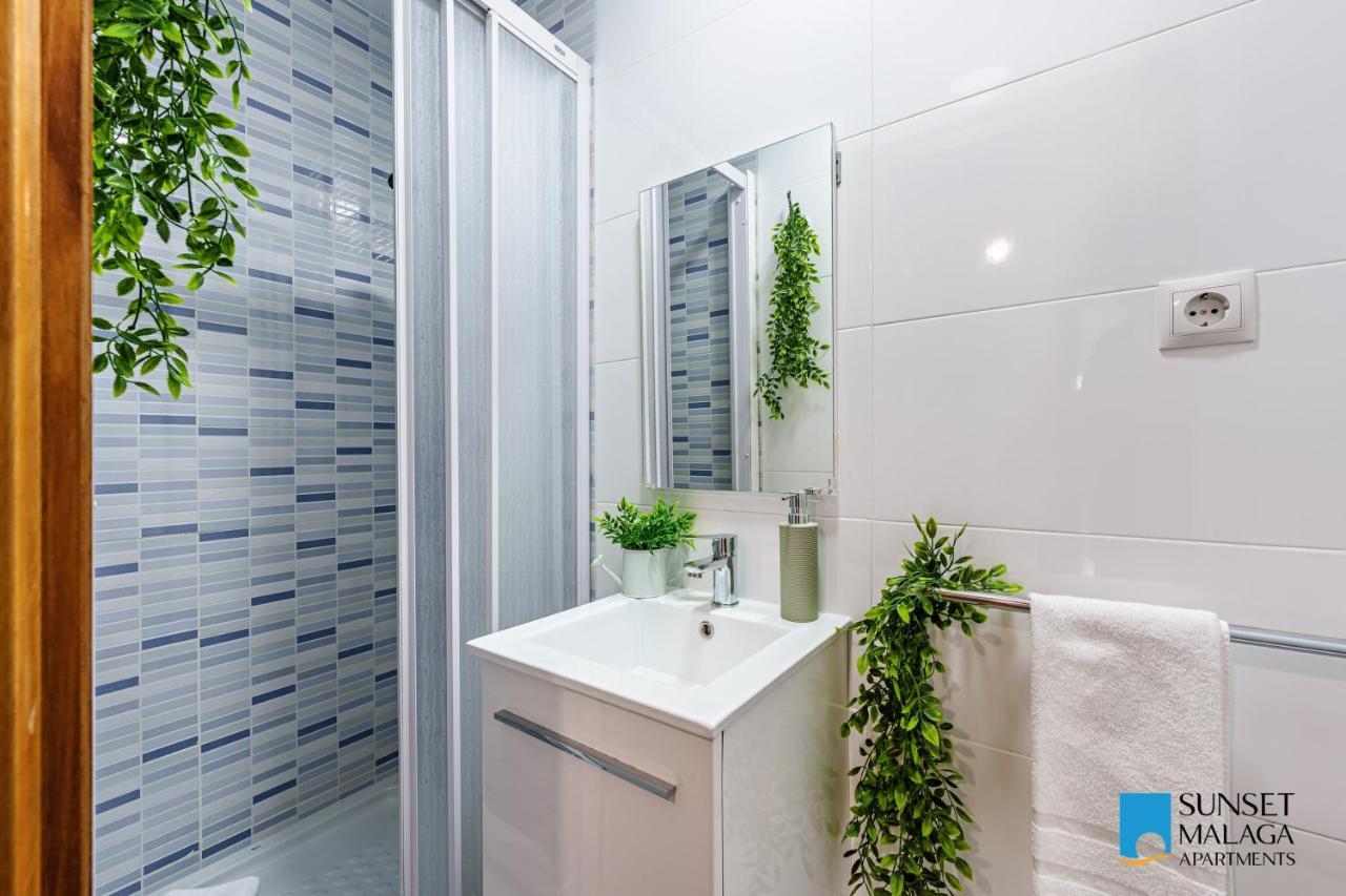 Malaga Central Station Apartment Eksteriør bilde